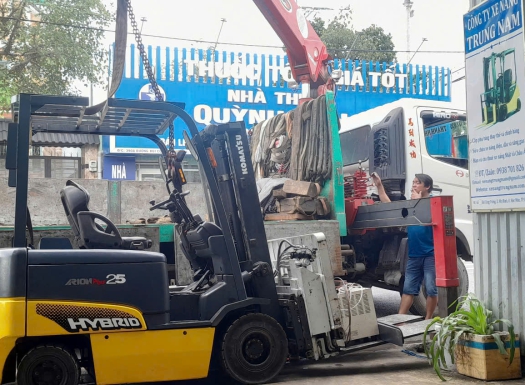 Dịch vụ xe nâng Trung Nam