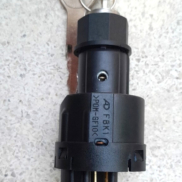 Ổ Khóa Nguồn TOYOTA 7FD25 