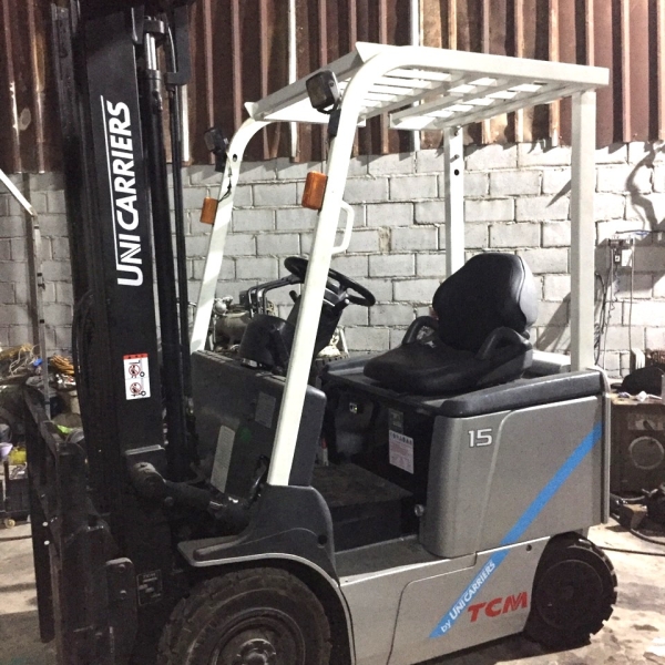 XE NÂNG ĐIỆN NGỒI LÁI TCM FB15-7