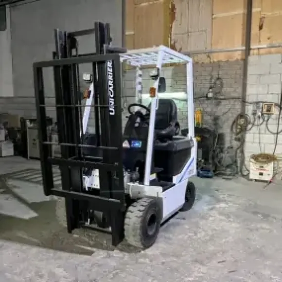 Kinh Nghiệm Chọn Mua Xe Nâng Chất Lượng – Những Tiêu Chí Quan Trọng Doanh Nghiệp Không Nên Bỏ Qua
