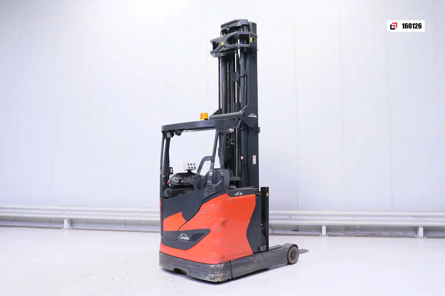 XE REACHTRUCK LINDE R16, 1120