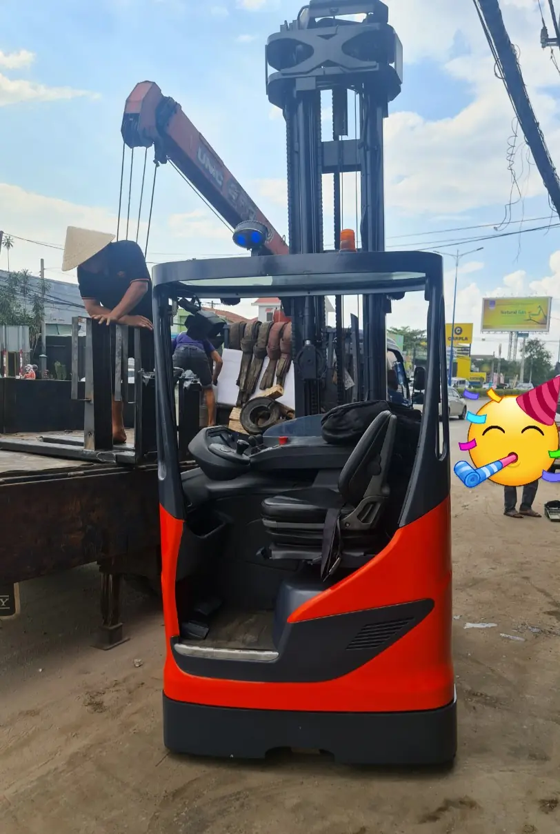 XE REACHTRUCK LINDE R20HD-01